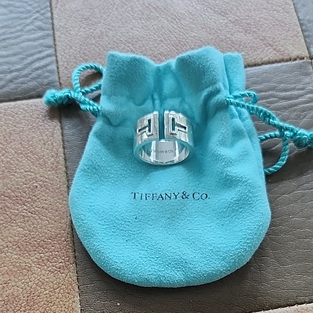 Tiffany T Ring